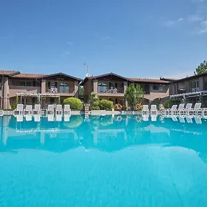 Villaggio Turistico Lugana Marina Сирмионе