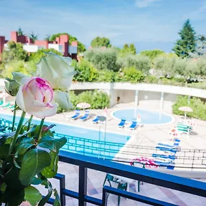 Hotel Residence Holiday Apartmanhotel