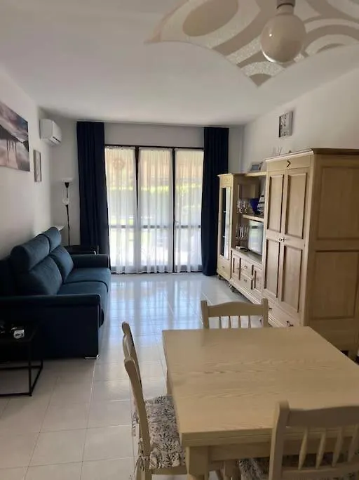 Casa Lora Apartment Sirmione Italy